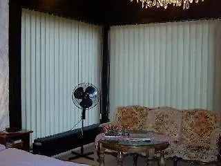 Am Hallenbad Hotel Garni 라팅겐