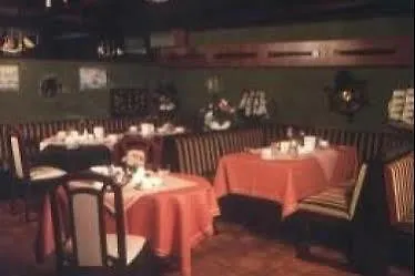 Am Hallenbad Hotel Garni 라팅겐